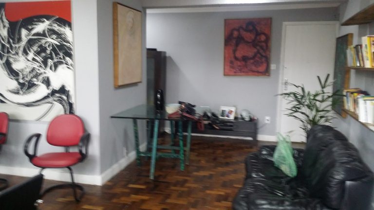 Centro – Conjunto Comercial c/ 42 m2 em vão livre c/ 1 banheiro Centro – Conjunto Comercial c/ 42 m2 em vão livre c/ 1 banheiro