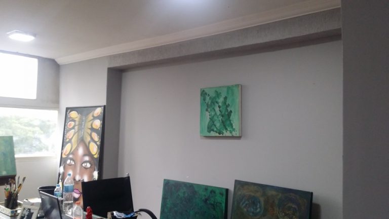 Centro – Conjunto Comercial c/ 42 m2 em vão livre c/ 1 banheiro Centro – Conjunto Comercial c/ 42 m2 em vão livre c/ 1 banheiro
