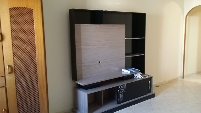 Stúdio c/ 36 m2 – Semi mobiliado Stúdio c/ 36 m2 – Semi mobiliado
