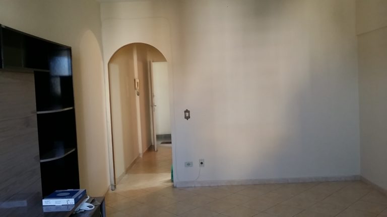 Stúdio c/ 36 m2 – Semi mobiliado Stúdio c/ 36 m2 – Semi mobiliado