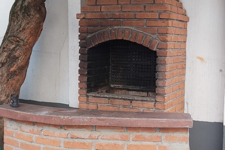 Ref. 000001 (Bela Vista – Locação – R$ 1.200,00) – Kit c/38m2 e Cozinha Separada Ref. 000001 (Bela Vista – Locação – R$ 1.200,00) – Kit c/38m2 e Cozinha Separada